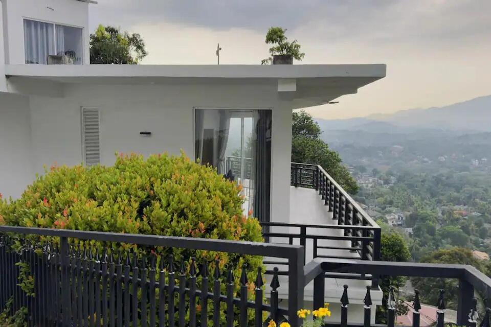 Dream House Residence Kandy Exterior photo