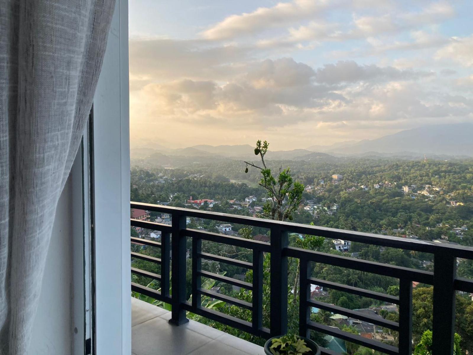 Dream House Residence Kandy Exterior photo